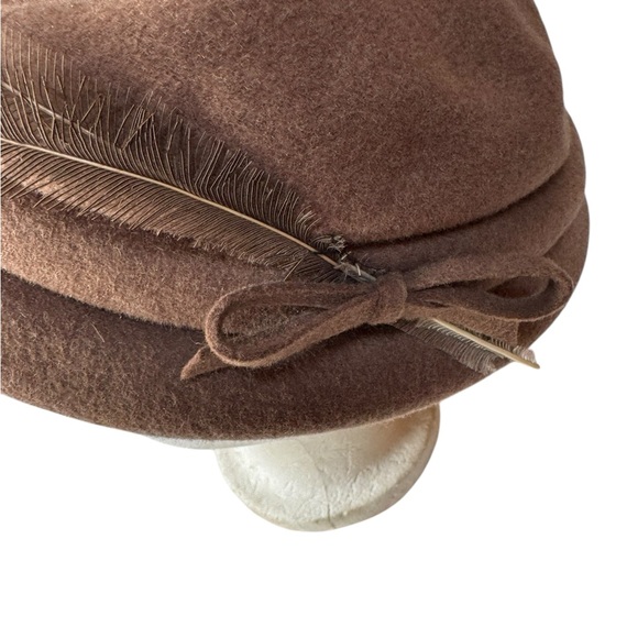 1940s Glenover 100% Wool Feather Flapper Hat‎ - Picture 2 of 6